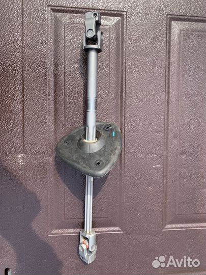 Рулевой вал