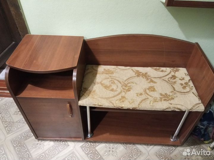 Обувница с сиденьем