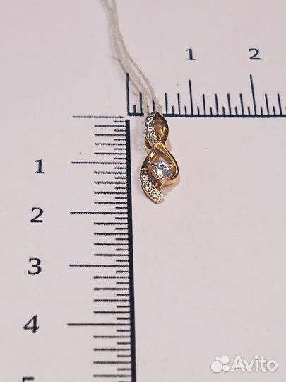 Золотая подвеска с фианитами (5000)