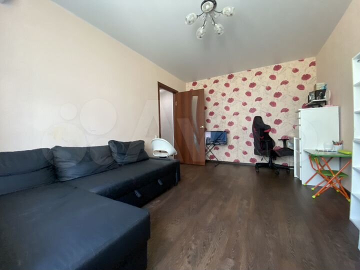 2-к. квартира, 47 м², 1/3 эт.