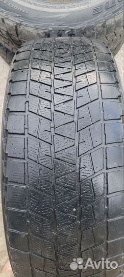 Bridgestone Blizzak DM-V1 235/60 R18