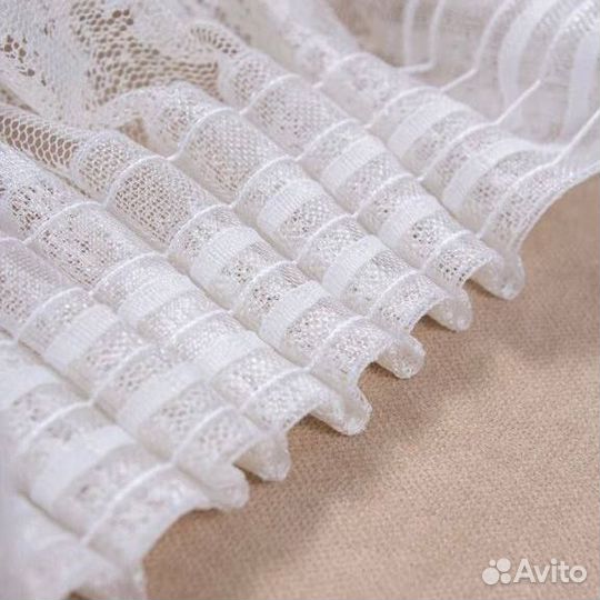 Тюль жаккард мрамор белая/Батист с цветами