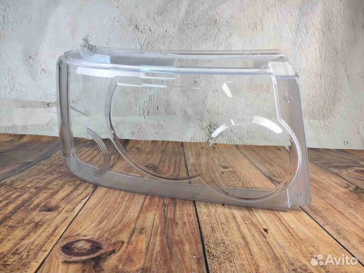 Стекло правой фары Range Rover Sport L320 2008