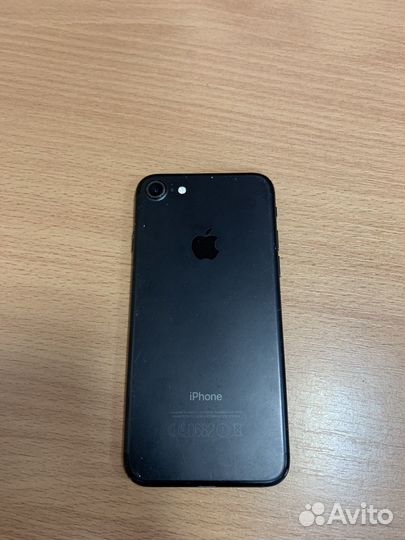 iPhone 7, 32 ГБ