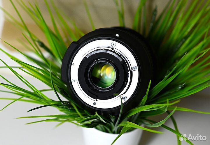 Nikon 18-140mm f/3.5-5.6G ED VR DX AF-S