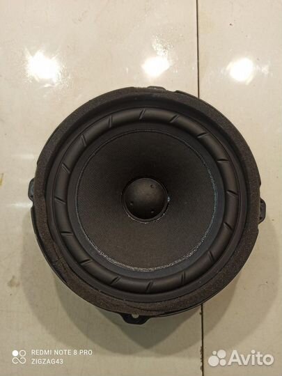 Динамик двери (передний, правый)