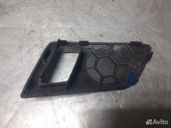 Решетка динамика Skoda Octavia (A5 1Z) 2004-2013