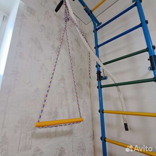 Детская качель подвесная