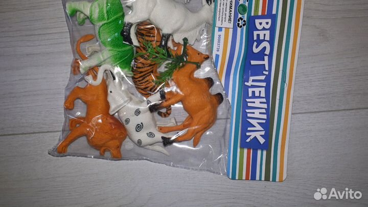 Игрушки,машинки.бизиборд