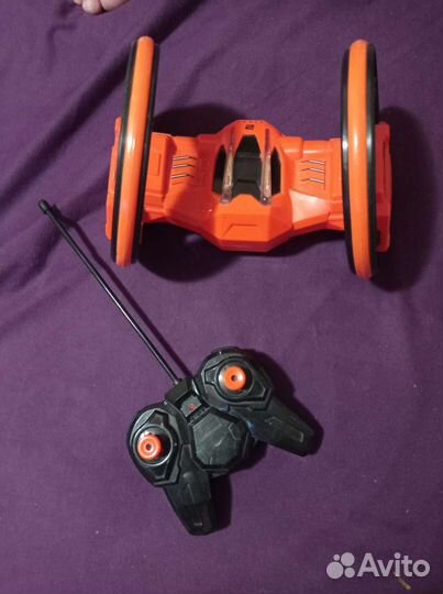 Трюковая машина на радиоуправлении