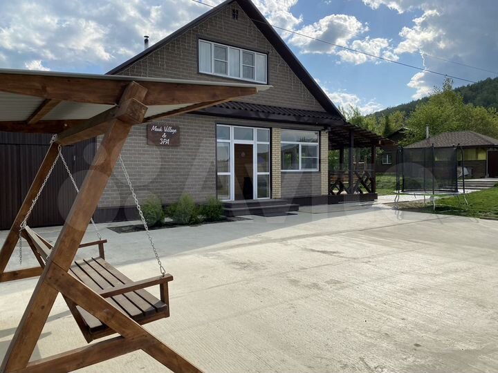 Коттедж 140 м² на участке 10 сот.