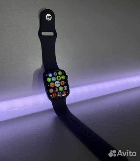 Apple watch series 8