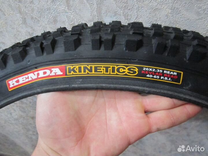 Велозапчасти и аксессуары