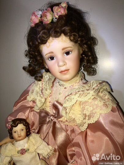 Кукла фарфоровая коллекционная