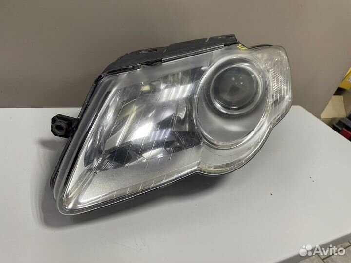 Фара левая Фольксваген Пассат Б6