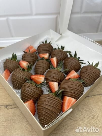 Наборы клубники в шоколаде