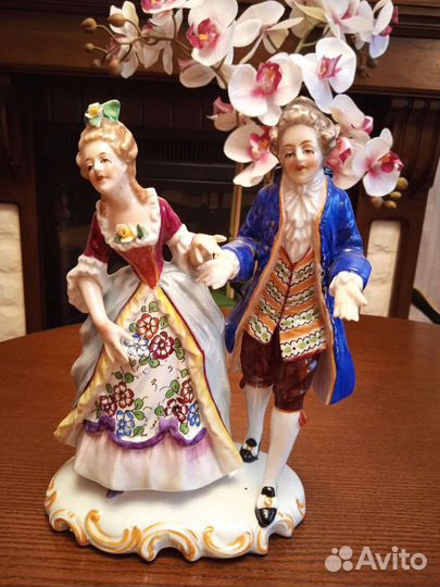 Фарфоровые статуэтки