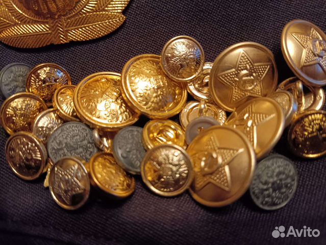 Пуговицы,шевроны,погоны