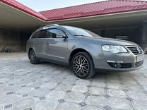 Volkswagen Passat 2.0 AT, 2007, 435 000 км, с пробегом, цена 850 000 руб.