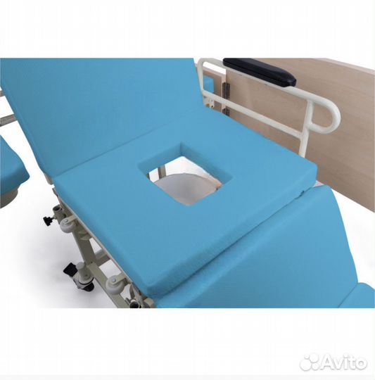 Медицинская кровать для инвалидов