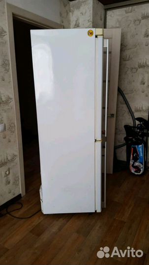 Холодильник SAMSUNG No Frost