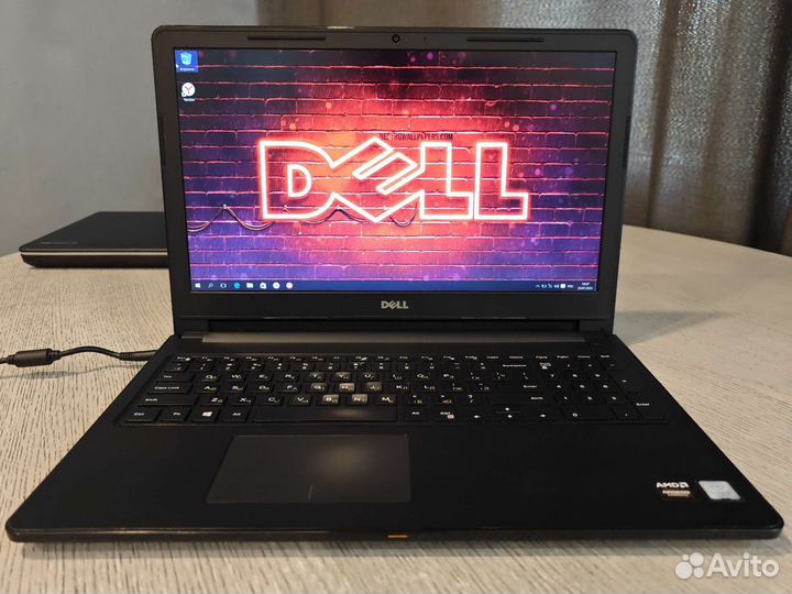 Dell P63F FHD i5-7200U 2.5Ghz/4Gb/128SSD+500Gb/4Gb