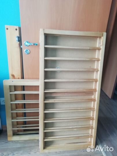 Детская деревянная кроватка с матрасом