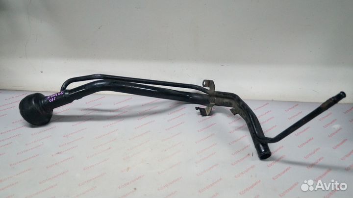 Nissan 17221-JD000 Горловина бензобака