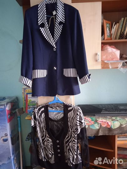 Отдам даром женские вещи
