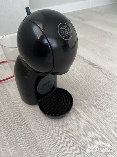 Капсульная кофемашина dolce gusto