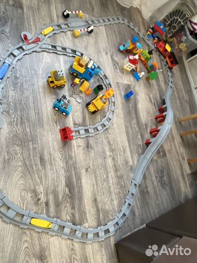 Lego поезд + несколько наборов