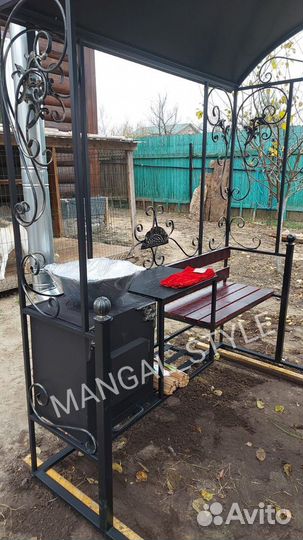 Мангал с крышей