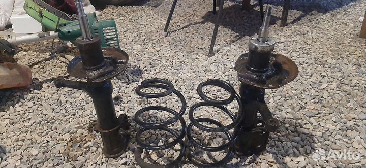 Стойки на priora с занижением