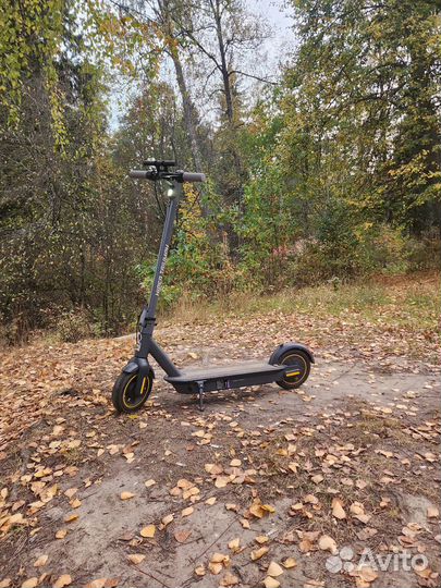 Электросамокат Ninebot max g30