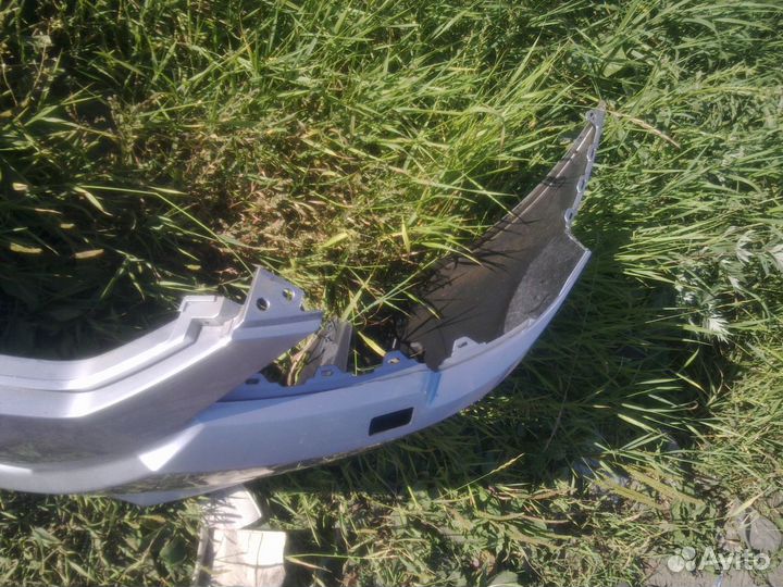 Бампер передний Subaru Legacy V