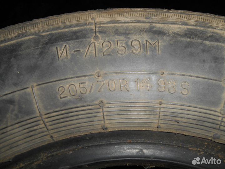 Bridgestone Blizzak WS-50 185/65 R14