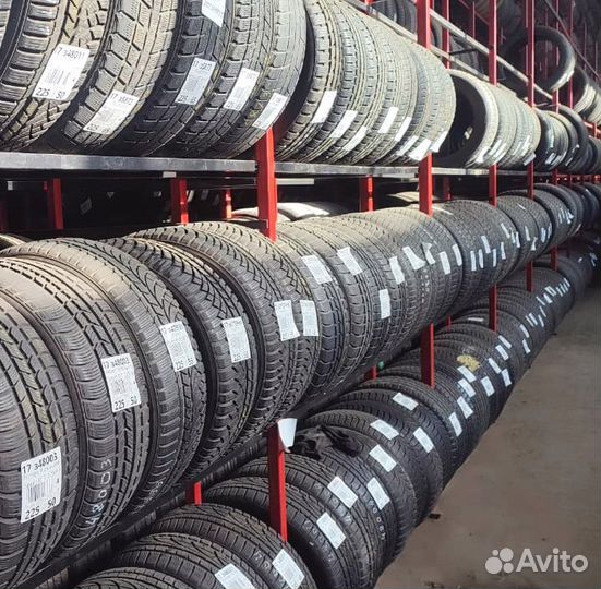 Nokian Tyres Hakkapeliitta R2 SUV 215/65 R17 99M