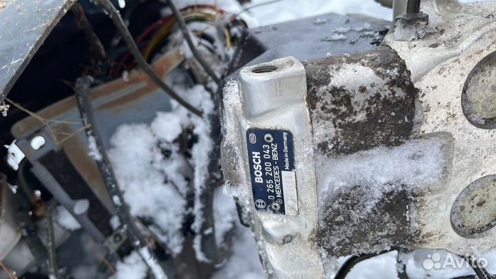 Блок абс Mercedes-Benz С202