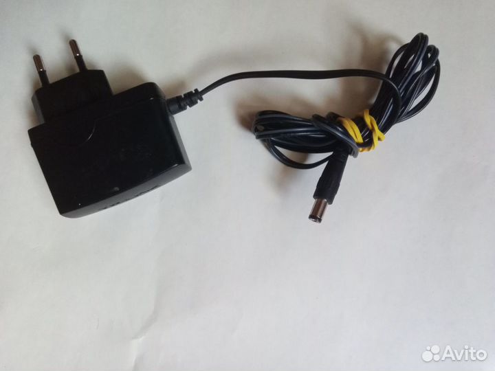 Блок питания 9V 0.6A для роутеров, коммутаторов