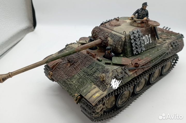 Модель pzkmpfw v panther в масштабе 1:35