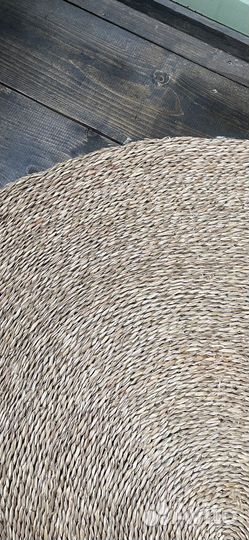 Круглый плетеный коврик