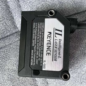 Keyence il-100