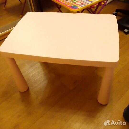 Детский стол от IKEA