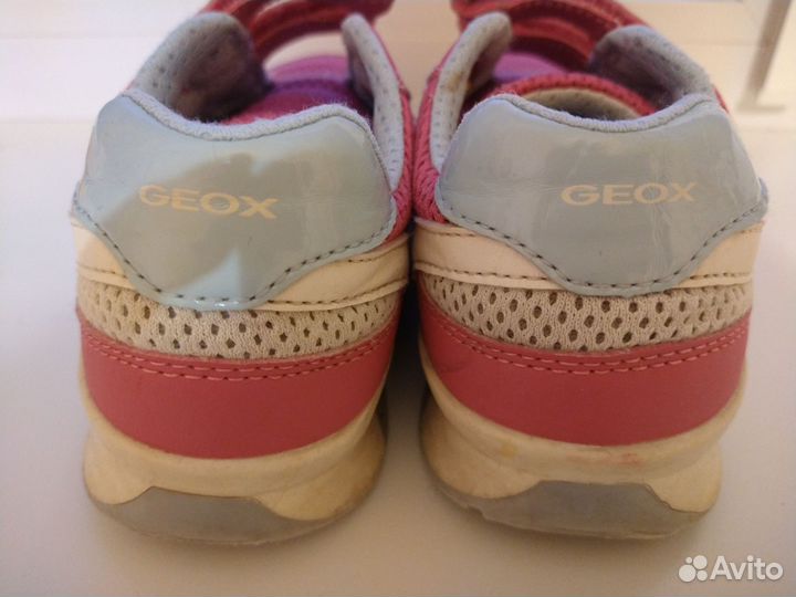 Кроссовки Geox