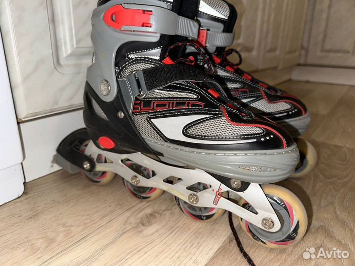 Роликовые коньки