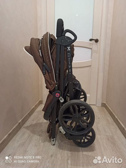 Продам детскую прогулочную коляску Esspero X-Drive