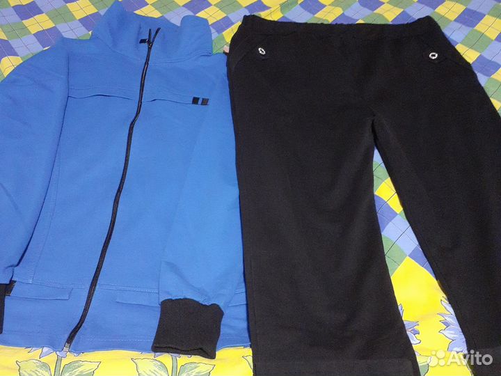 Спортивный костюм женский