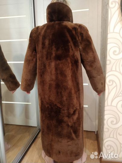 Шуба цигейковая, мех фабричной выделки,длинная