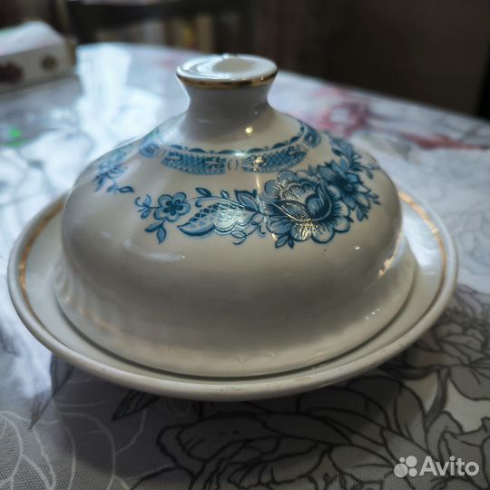 Заварочный чайник и маслёнка фарфор