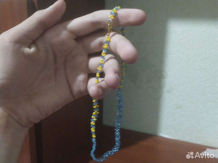 Украшение из бисера